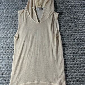 Sleeveless Cream Hooded Top